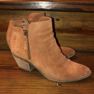 Frye bootie
